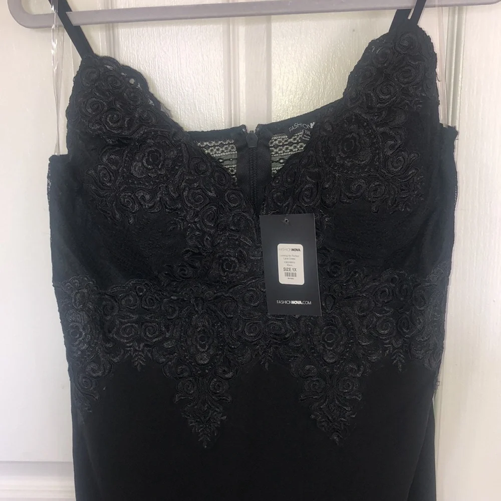 🖤🖤 BLACK LACE DRESS‼️‼️ NEW WITH TAGS🔥🔥🖤🖤 - Picture 3 of 7